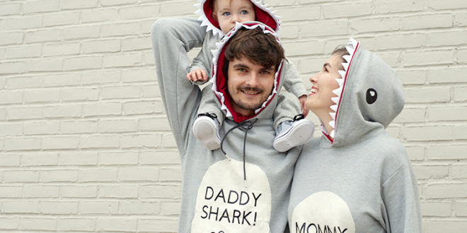 Lindsay Ponta of Shrimp Salad Circus Baby Shark Family Costume