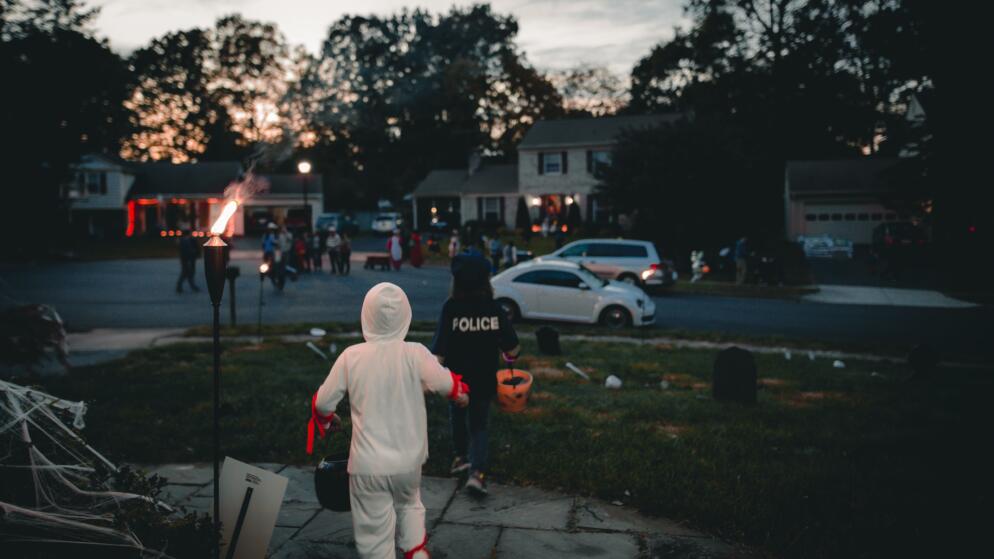 Kids trick or treating